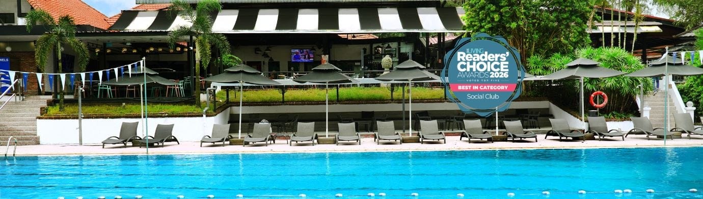 Pool and clubhouse at Hollandse Club