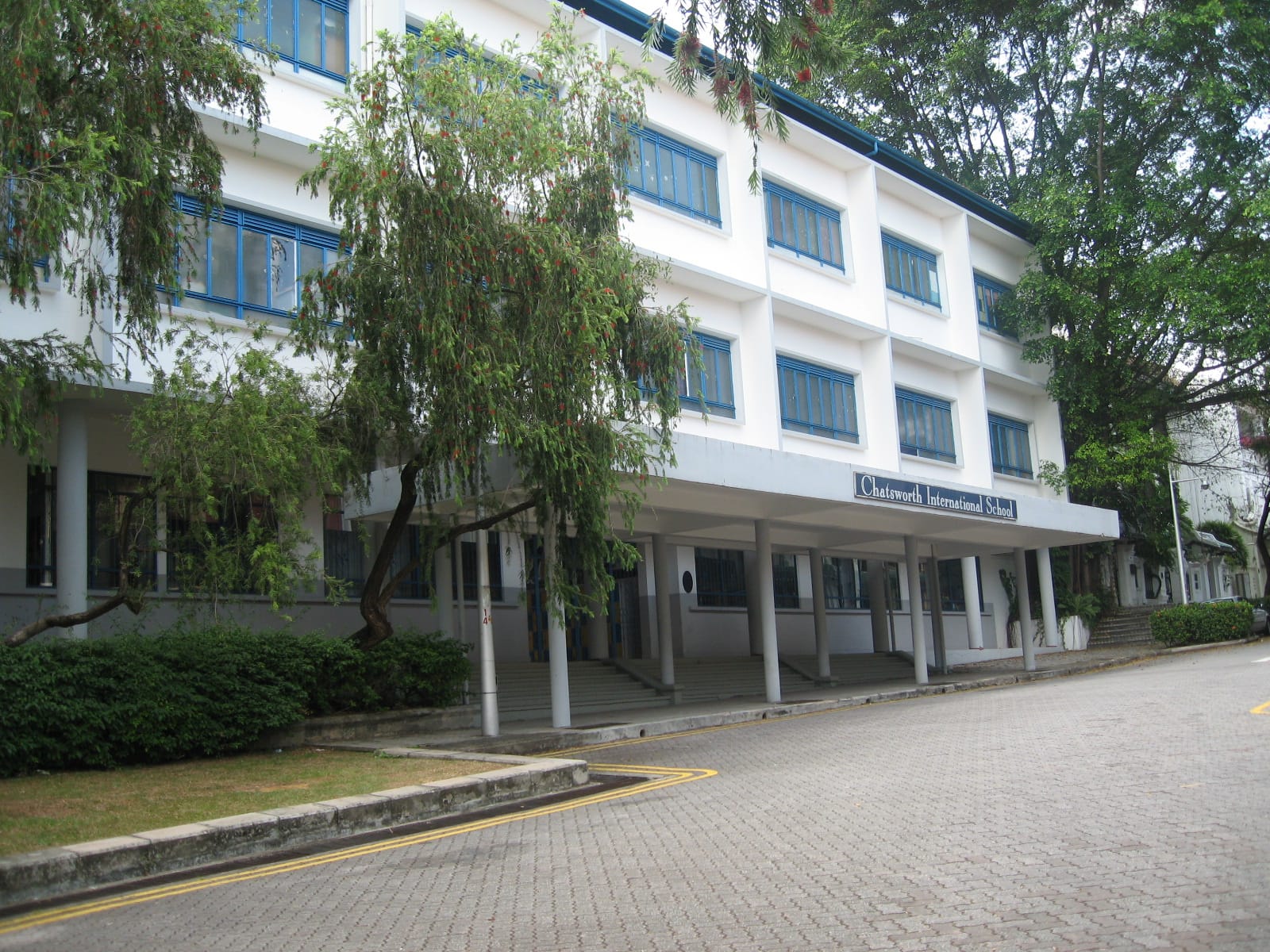 Colonial-era school building with blue-framed windows at 37 Emerald Hill, Singapore, formerly Singapore Chinese Girls' School and Chatsworth International School
