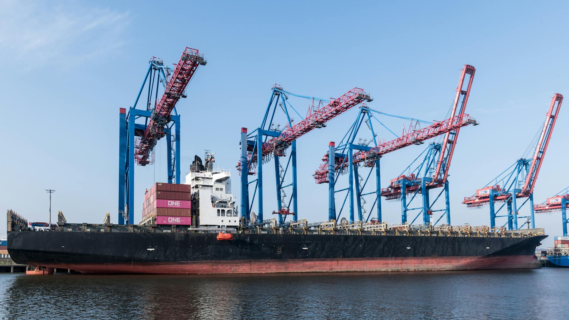 Batam’s Largest Mall With Tax-Free Shopping Will Feature A Skybridge, Luxury Hotels & Alfresco Dining Post image