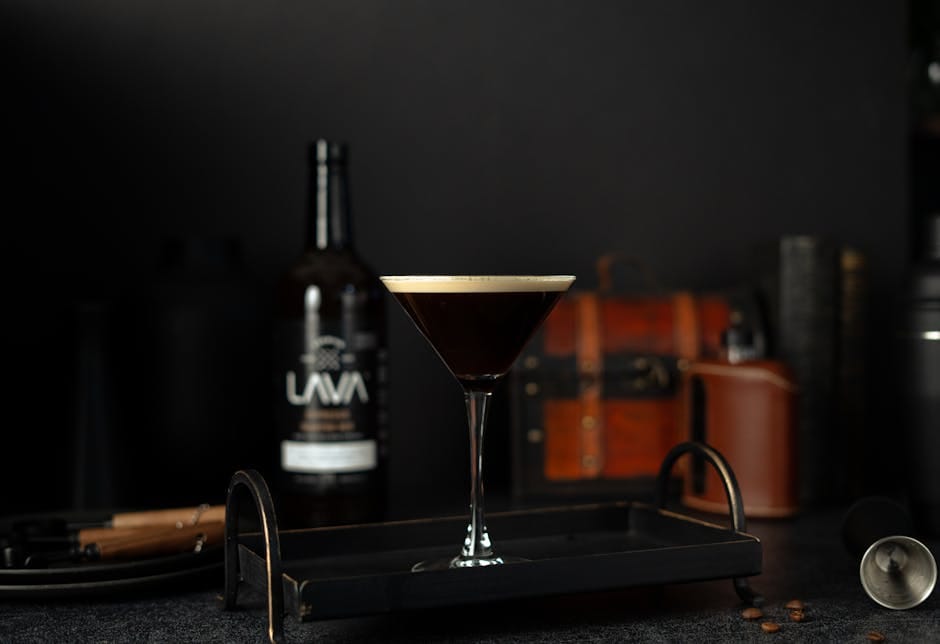 Top World-Class Cocktail Bar Scene in Singapore Post feature image
